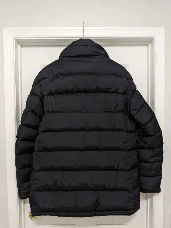 Moncler Quilted Black Long Down Jacket Size 6 / XXL in Men's in Mississauga / Peel Region - Image 3