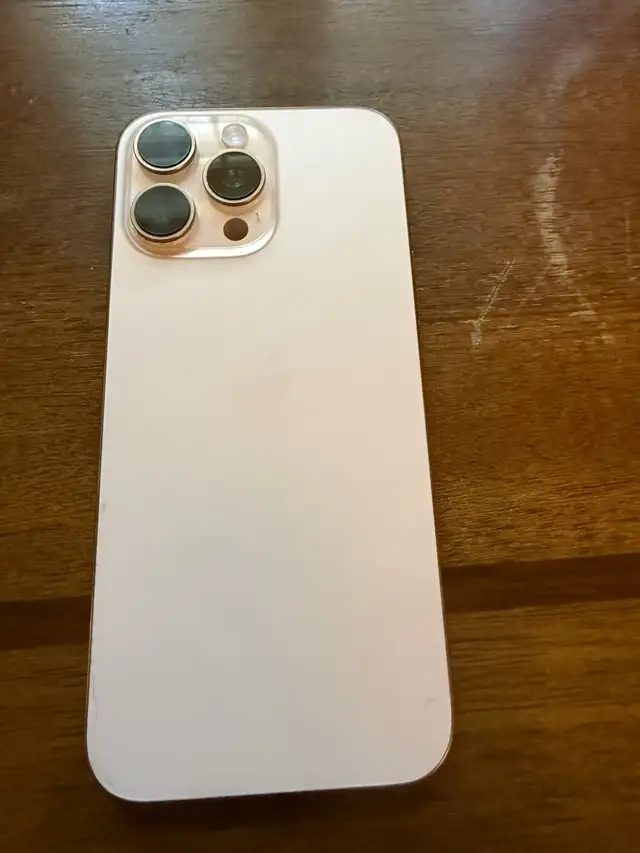 Mint condition White iPhone 16 Pro Max 512gm