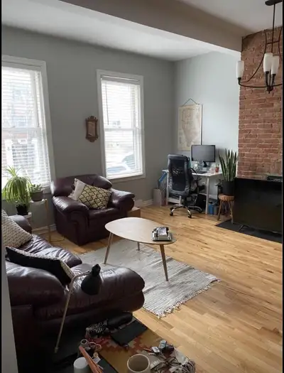1 bedroom 1 bathroom apartment for rent on Tobin St. in South End Halifax -Available May 1st -In uni...