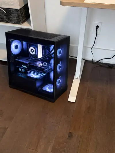 Custom High-End Gaming PC RTX 5080 Ryzen 7 7800X3D, View more