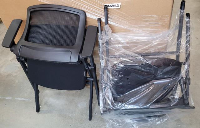 Foldable Office Chair - Ergonomic Mesh in Chairs & Recliners in Mississauga / Peel Region - Image 4