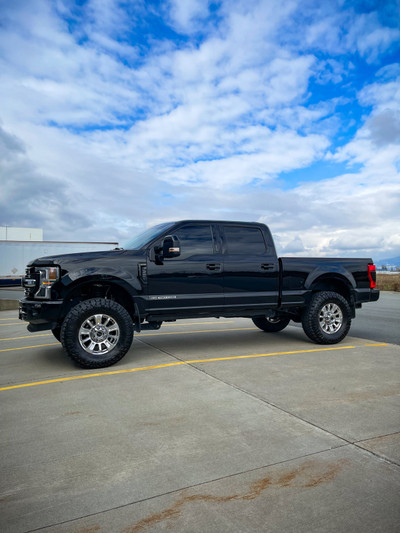2022 F350 Limited 