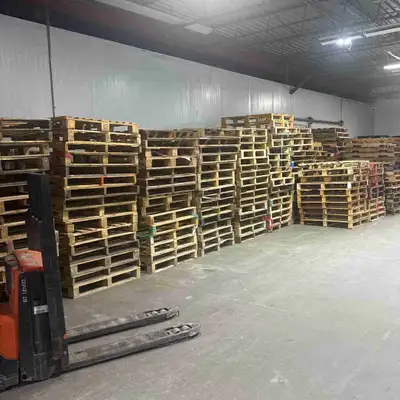 10000sqft warehouse with 3 built in cooler, 2 docks and 1 drive in. 2 office space, kitchen and pant...