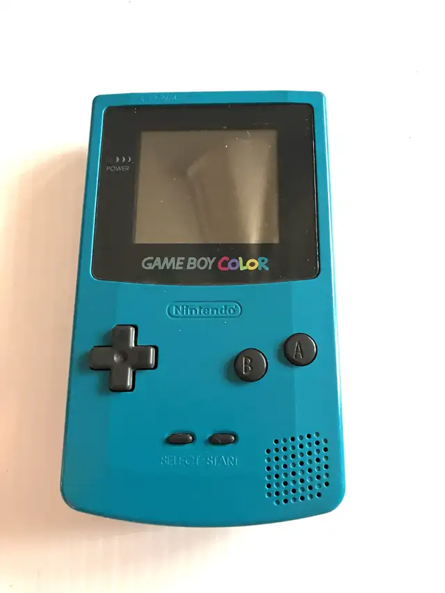 Game Boy Color - Teal in Other in Markham / York Region - Image 2