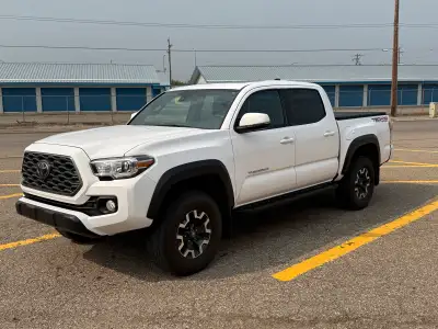-2021 Toyota Tacoma TRD Off Road -Second owner -Meticulously maintained -Professionally polished Oct...
