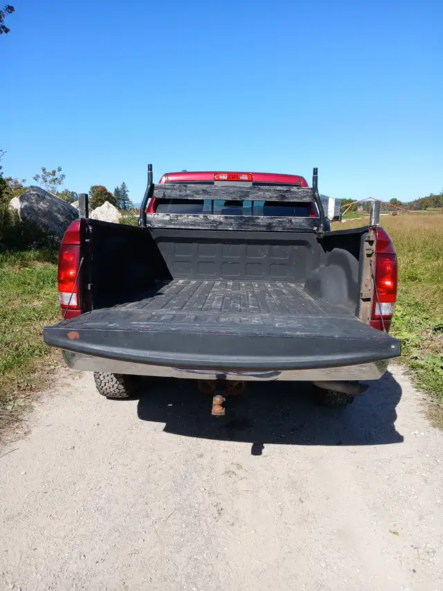 Dodge RAM with Plow585559222477148163