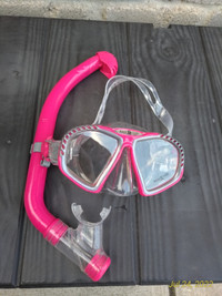 Girls mask and snorkel set