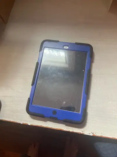 IPad mini 2 (AVAILABLE), View more
