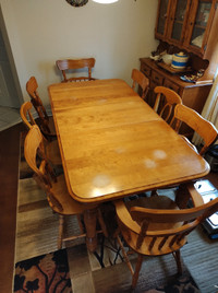 Oak Wood Dining Table and Chairs
