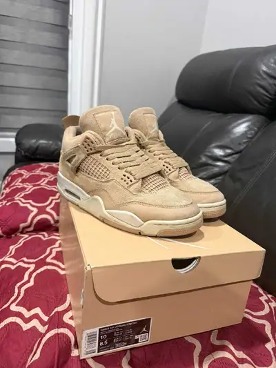 Jordan 4, View more