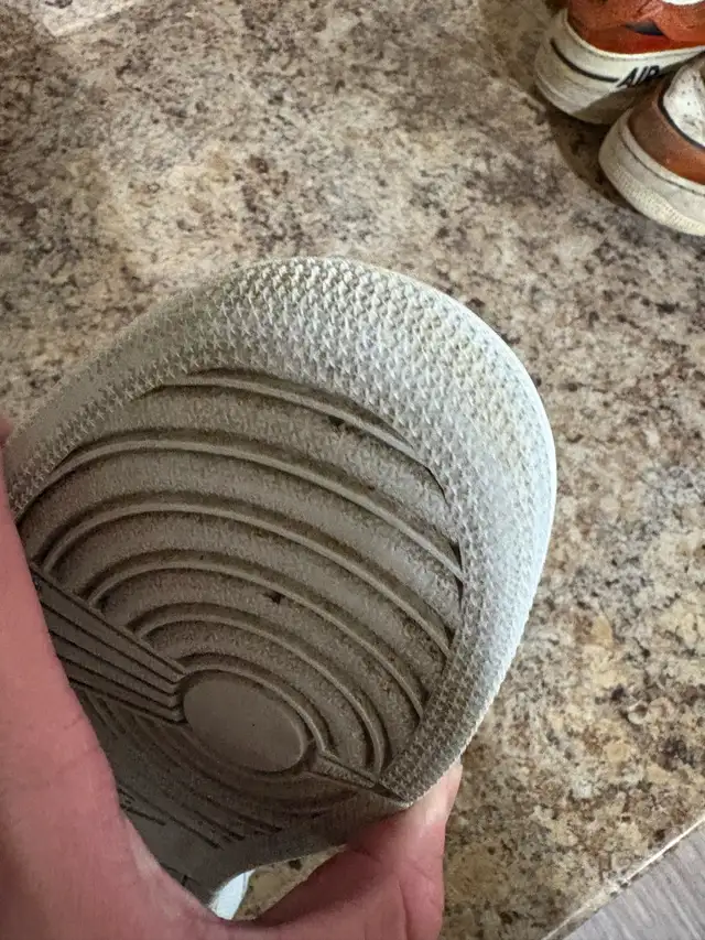 Jordan 1 Low Neutral Grey in Men's Shoes in Nanaimo - Image 7