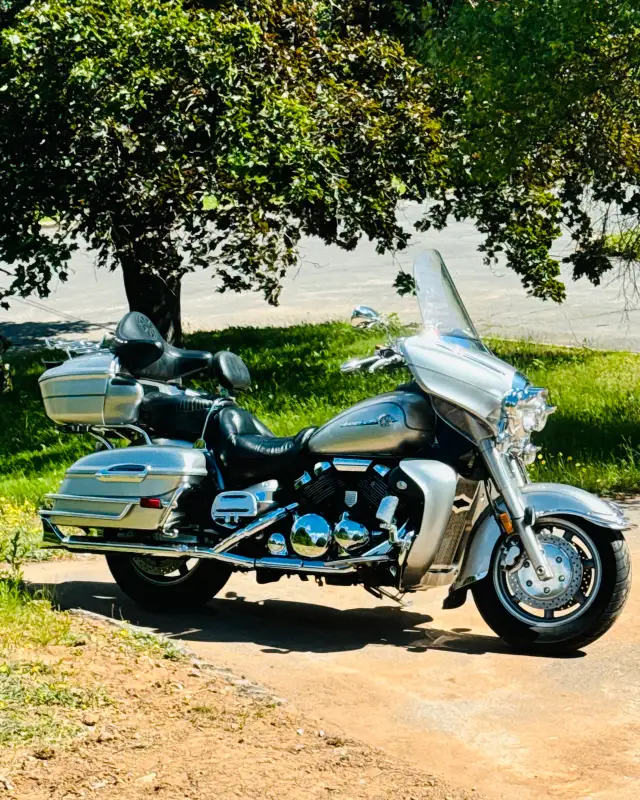 2005 Yamaha Royal Star Venture in Touring in Annapolis Valley - Image 2