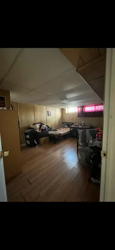 basement available for rent in Etobicoke