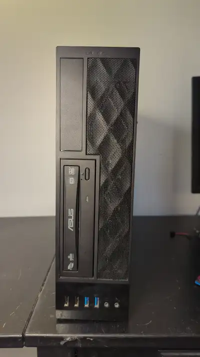 Custom SSF Desktop Computer, i3-6100, 8GB DDR4, 240GB SSD/1Tb HD, View more