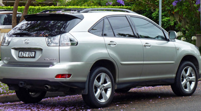 LOOKING FOR 2007-8-9  lexus rx 350