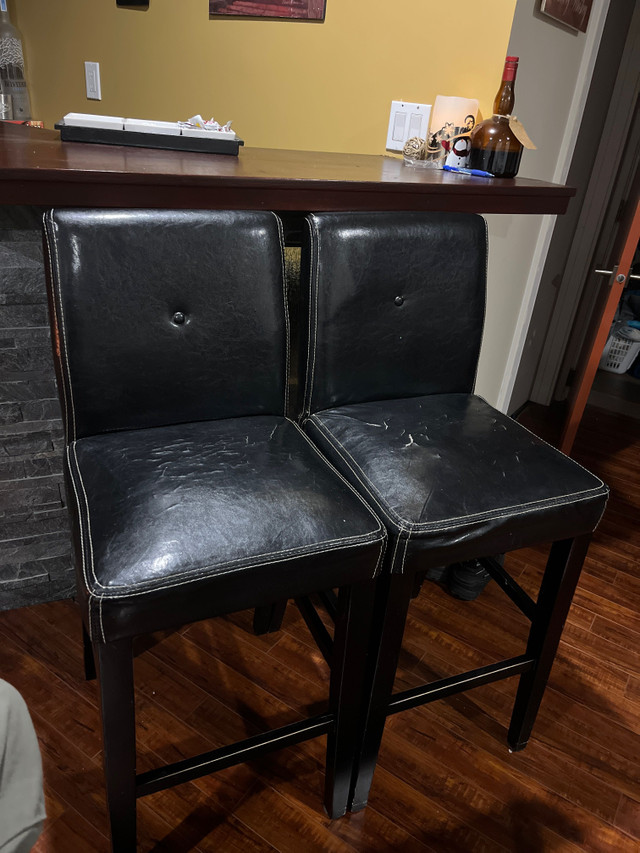 2 bar stools  in Chairs & Recliners in Edmonton