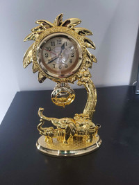 Show piece with clock 