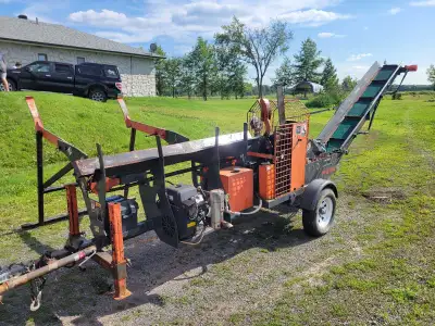 multitek firewood processor subaru 25 hp motor. 1.5 cords/ hr. cuts 18", 12-14' long. log lifter and...