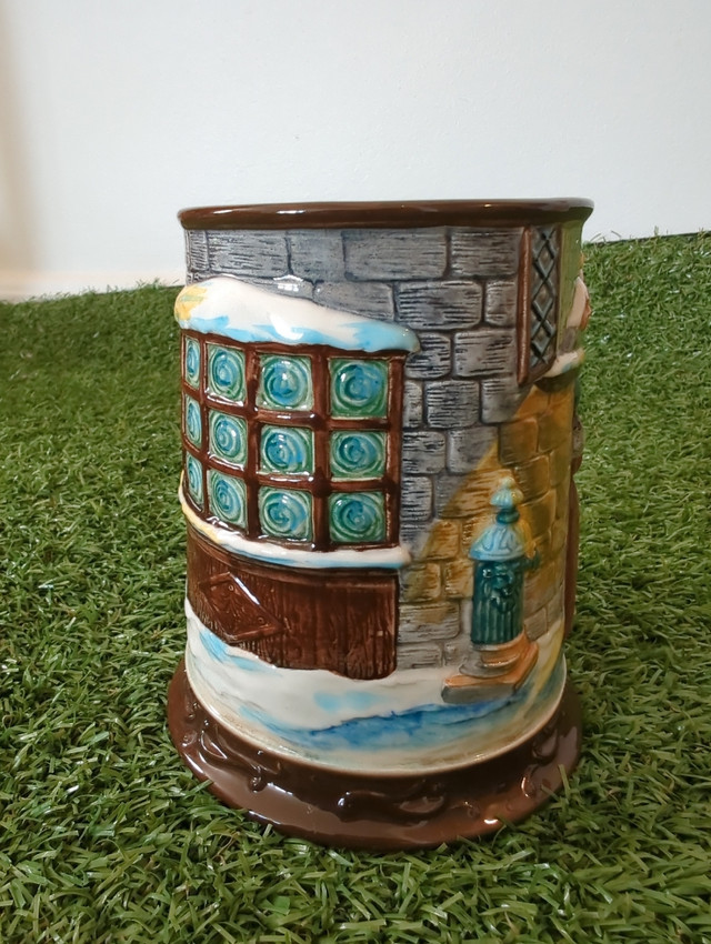 New John Beswick Royal Doulton Christmas Tankard  in Arts & Collectibles in City of Toronto - Image 3