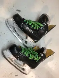 Bauer Supreme S170 Hockey Skates Size 4 Size 5 Shoe