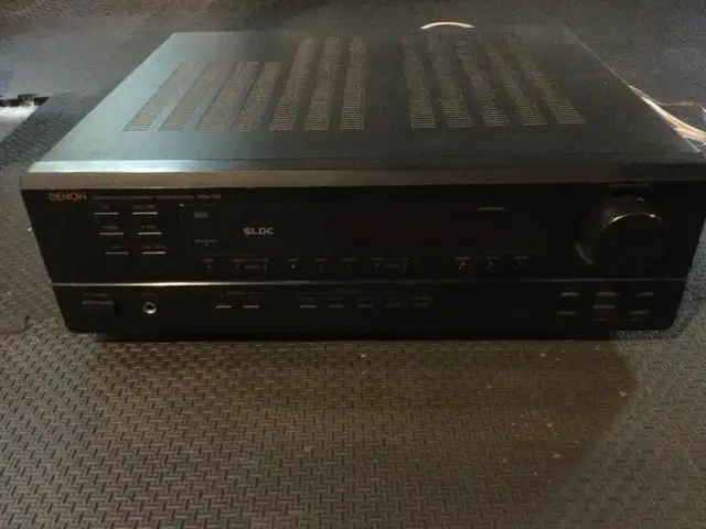 Denon Stereo  in Stereo Systems & Home Theatre in Kingston - Image 3