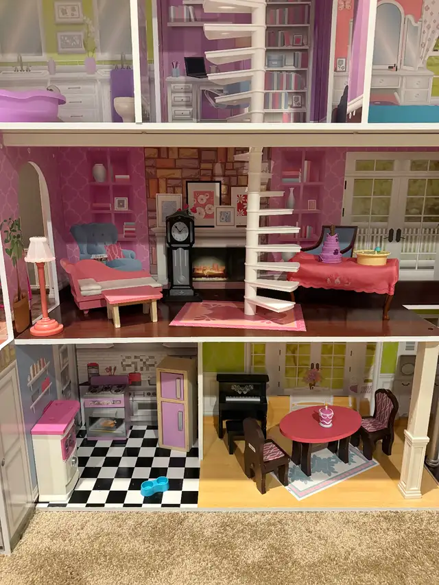 Dollhouse64988205491585122