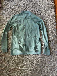 Lululemon swiftly jacket size 8