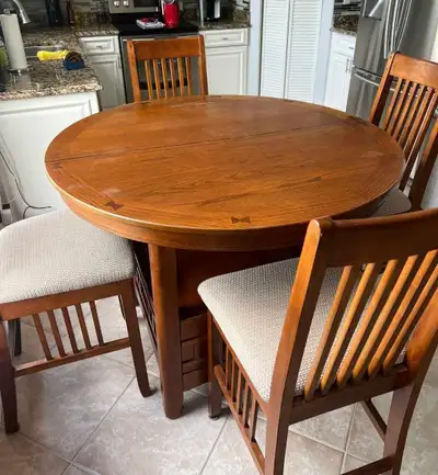 Vintage Solid Oak Table w/ 2 Leafs ( table only ), View more