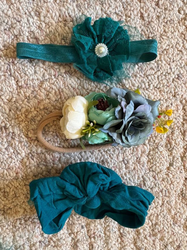 5Pc newborn photography props outfits in Clothing - 0-3 Months in Calgary - Image 3