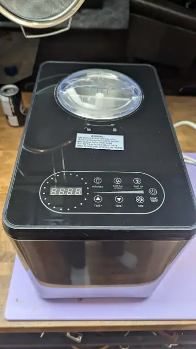 Frigidaire Ice Cream maker / machine, View more