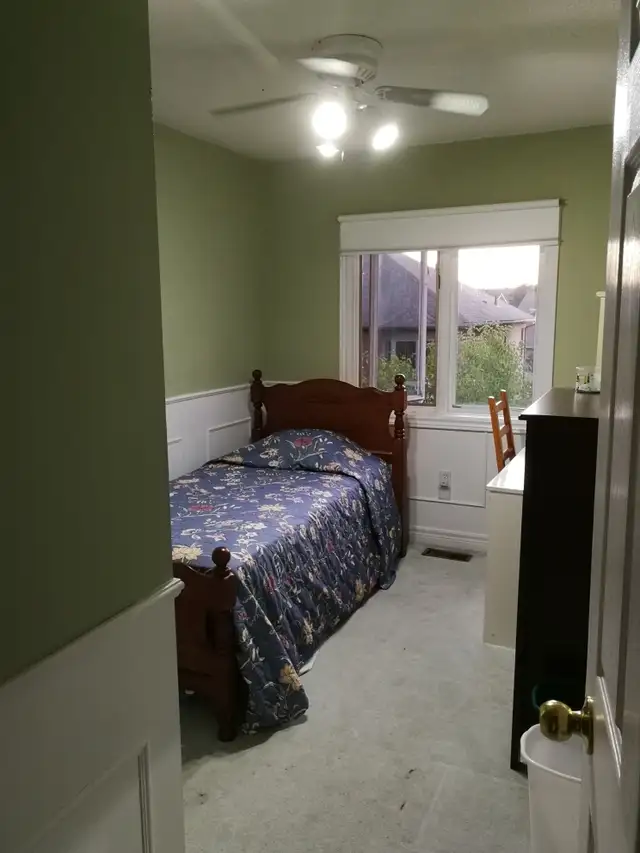 Room for rent63793686923395120