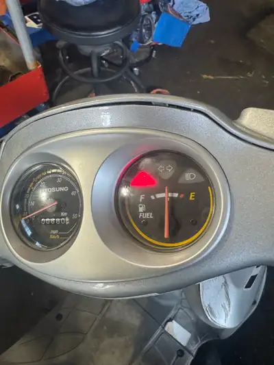 HYOSUNG SF50 runs good no problems thousand dollars cash need gone ASAP Nothing wrong with it runs d...