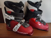 Salomon SKI BOOTS: T2 Youth  Size 18/240 - Alpine / DOWNHILL