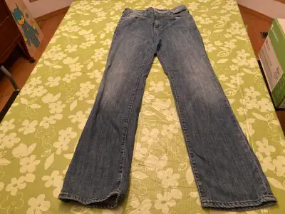 Women's Gap Classic Fit 1969 Jeans Size 6R, View more