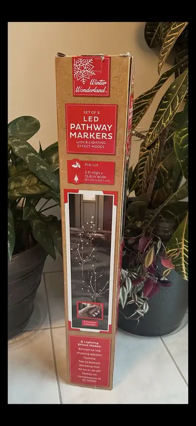 BNIB Pre-Lit set of 3  Ambiance lighting for home or restaurant, View more