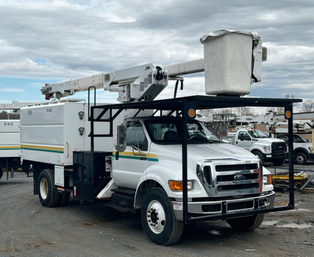 2015 Ford F750 Forestry Truck/ Terex XT60, in Other in Kenora - Image 3