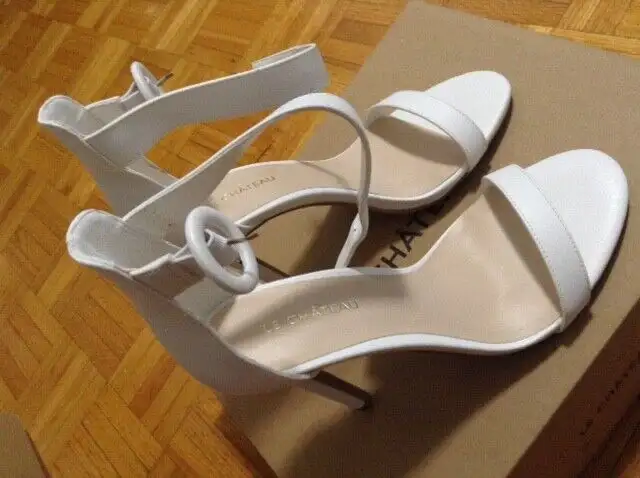 Le chateau shoes size 6 and 7 in Women's - Shoes in Oakville / Halton Region - Image 6