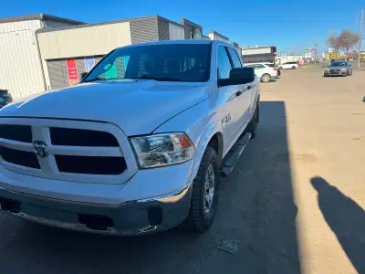 Selling my 2016 ram 1500 no issues minor scratches due to age Truck is in saskatoon the ad says humb...