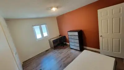 ROOM RENTALS (PRIVATE, on TOP FLOOR) IN THE GTA:  FEMALE IDEAL
