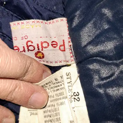 Men snow pants sized 32, View more