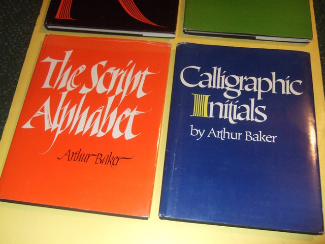 4 volumes Calligraphy / Calligraphic Fonts and Lettering Styles in Non-fiction in Oakville / Halton Region - Image 3