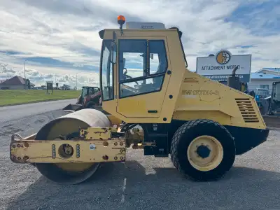 2008 Bomag BW177DH3 -3600 Hours - Enclosed cab w/Heat, A/C, - Dual vibratory frequency - High/low tr...