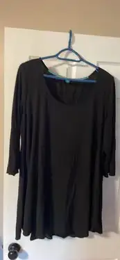 Sweet legs 3/4 length sleeve long top with pockets!, View more