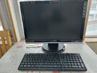 20" Samsung Monitor/Keyboard/Mouse/WebCam, View more