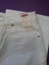 New white crop pants