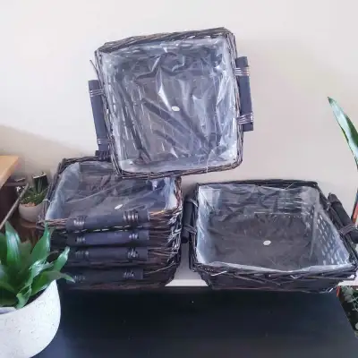NEW Wicker planter Baskets with liners - 6 available, View more
