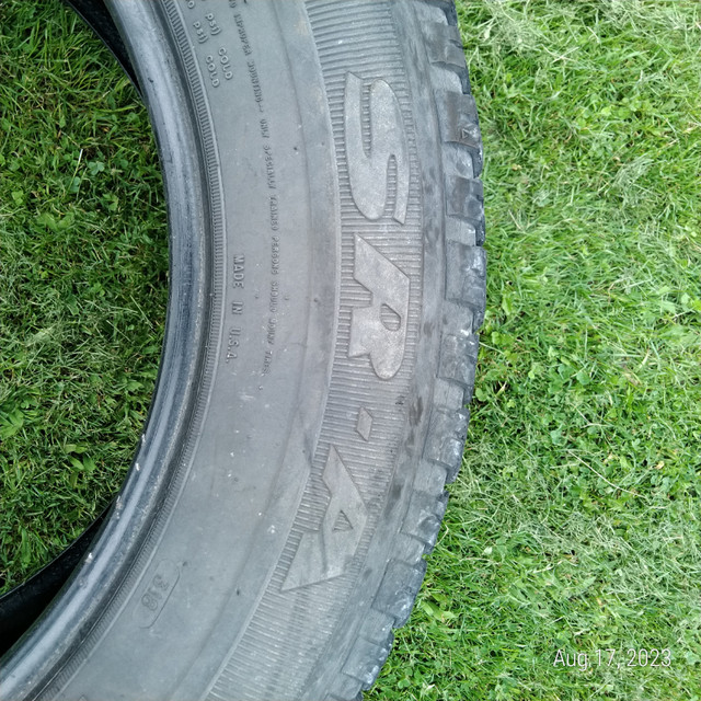 LT265 60 R20 Tires in Tires & Rims in St. Catharines - Image 2