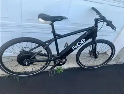 Riide V1.1 in pristine condition - ready to take you places, View more