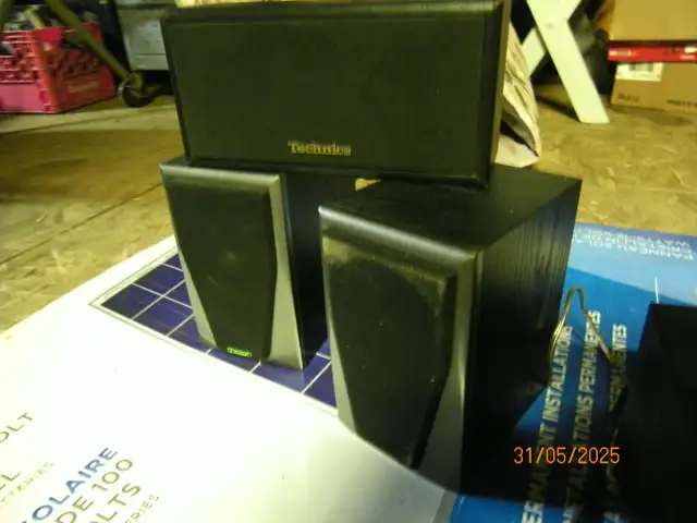 Sony Surround Sound System in Stereo Systems & Home Theatre in City of Toronto - Image 4