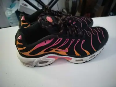 Awesome Nike runners, View more